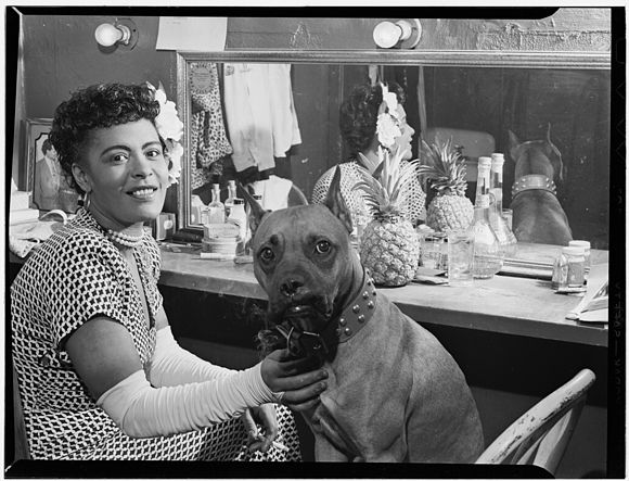 Billie_Holiday_and_Mister,_New_York,_N.Y.,_ca._June_1946_(William_P._Gottlieb_04271)